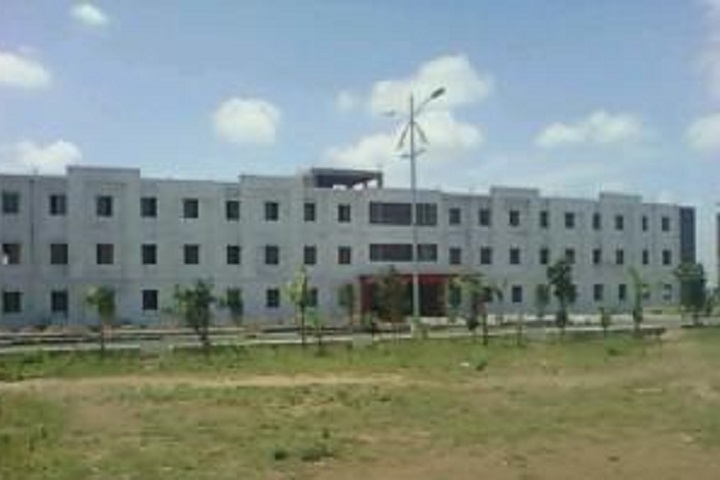 https://cache.careers360.mobi/media/colleges/social-media/media-gallery/4639/2019/1/18/College Building View of College of Engineering Vairag_Campus-View.jpg